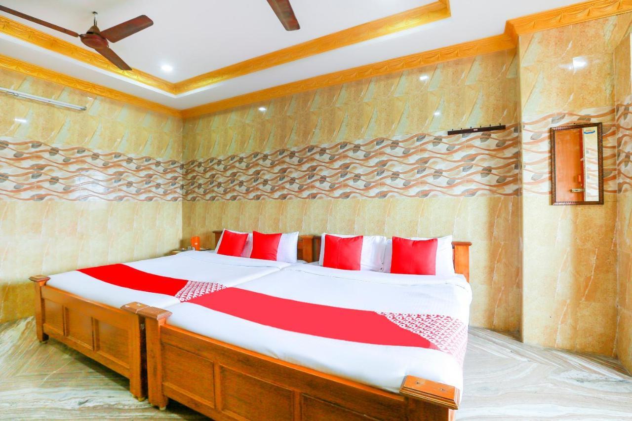 Oyo 68796 Shanthi Mahal เชนไน ภายนอก รูปภาพ