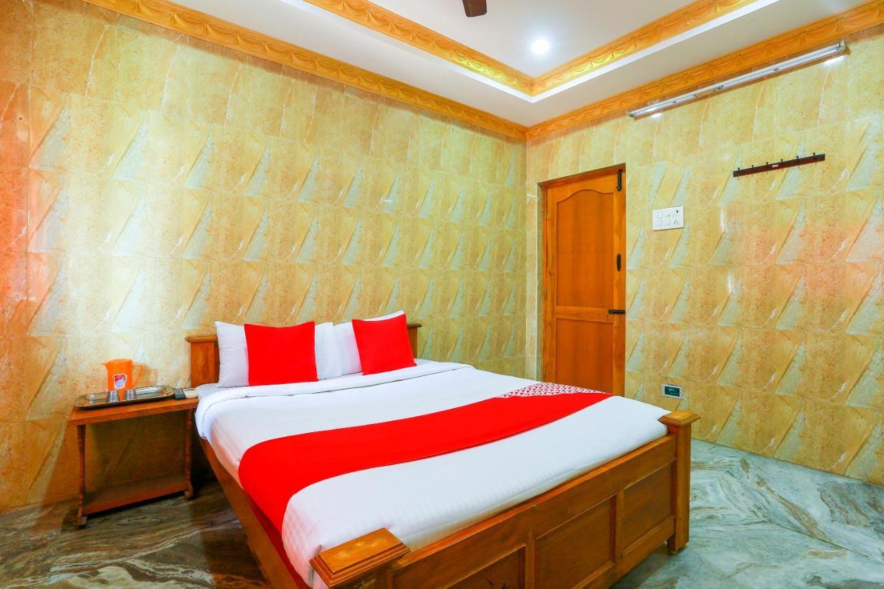 Oyo 68796 Shanthi Mahal เชนไน ภายนอก รูปภาพ